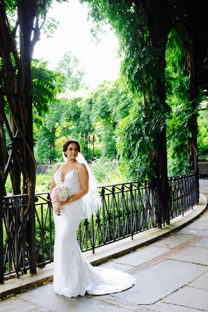 conservatory garden central park wedding bride 2
