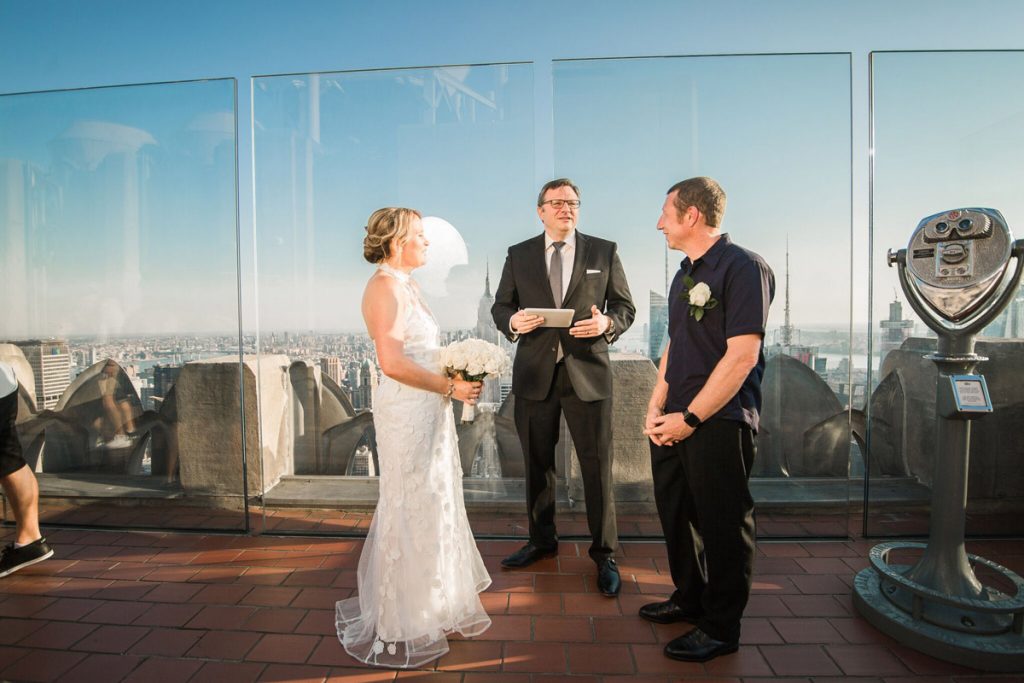 romantic elopement top of the rock 1