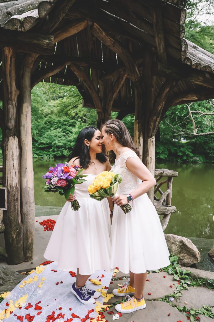 LGBTQ+ Weddings in NYC 5 checkercabwedding14